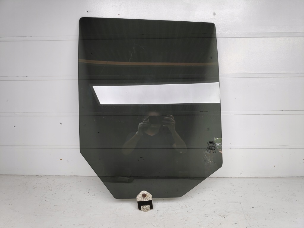 фото №1, Range rover sport l320 стекло боковая правый задняя