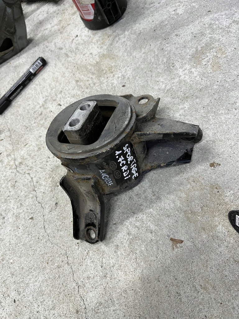 фото №1, Kia sportage iii подушка двигателя