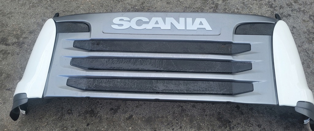 Купити Капот решітка  решітка радіатора облицювання кут streamline scania r 2162652 2162652