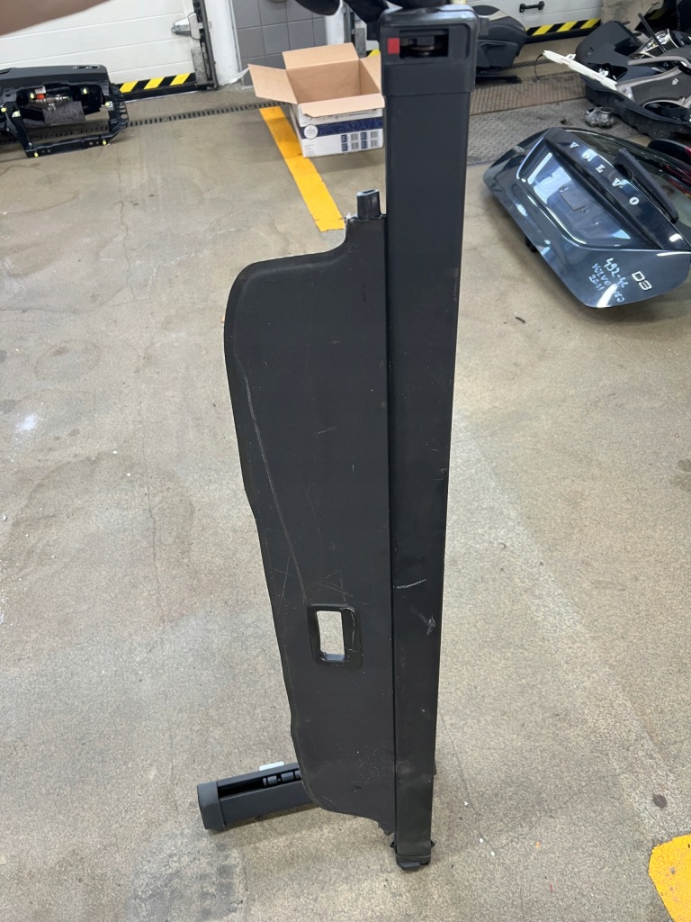 фото №1, Volvo v60 шторка багажника 10-13r