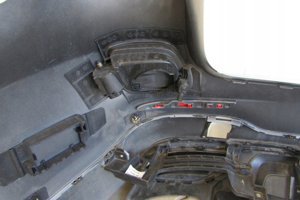 фото №11, Бампер задня mercedes glc x253 amg hybrid 15-18