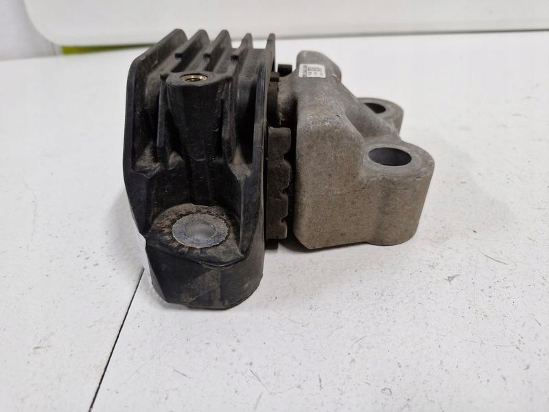 фото №6, Fiat 500x 500 x 1.6 b подушка кронштейн двигателя коробки 00519997560 519997560