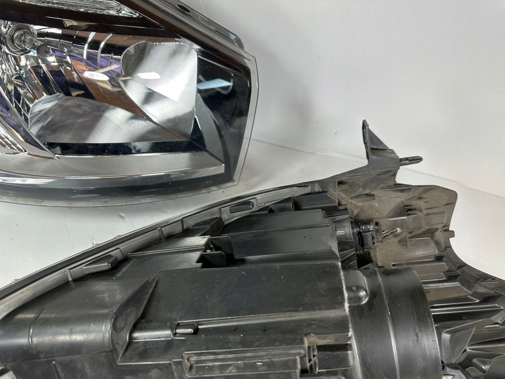 фото №7, Trafic iii lift renault лампа права ліва комплект 260109424r