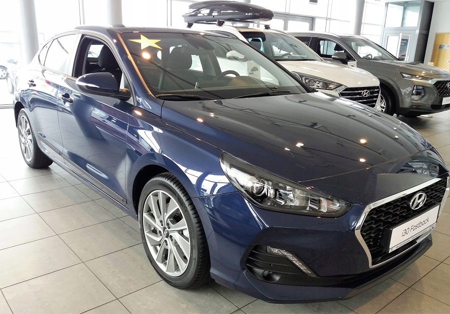 фото №3, Hyundai i30 fastback 2018- hb накладки боковой дверь