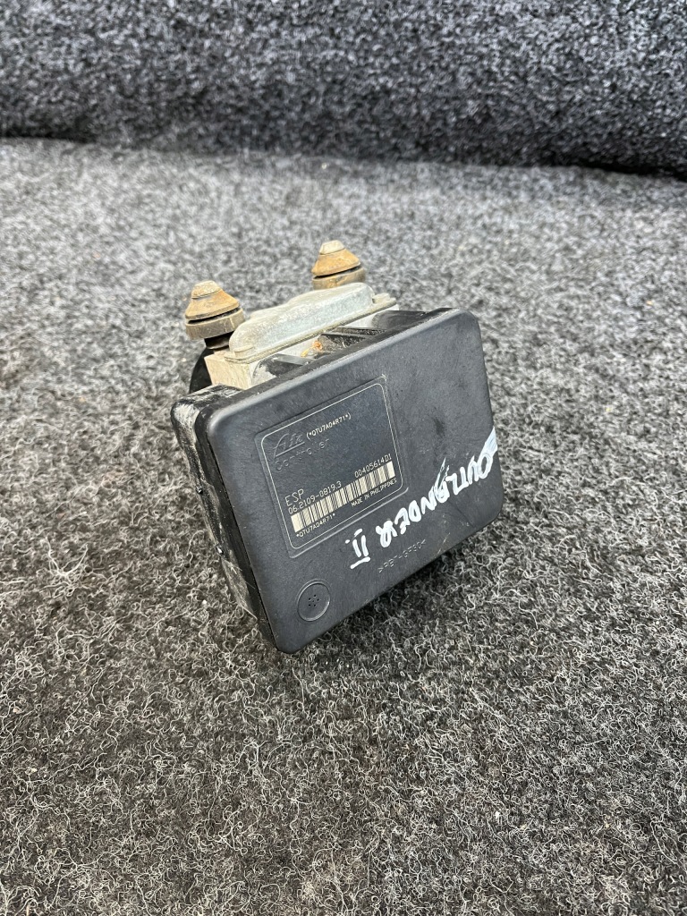 фото №1, Mitsubishi outlander 2 ii 2.0 di-d насос abs 4670a336