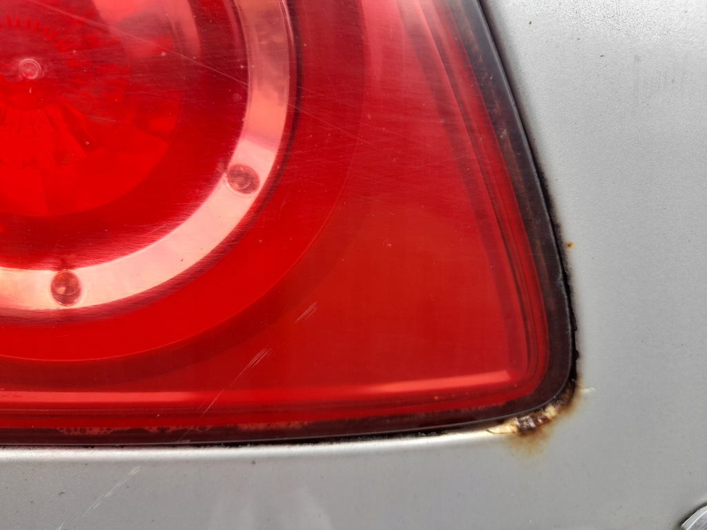 фото №7, Mazda 3 лампа левый задняя левая задняя крышка багажника крышка