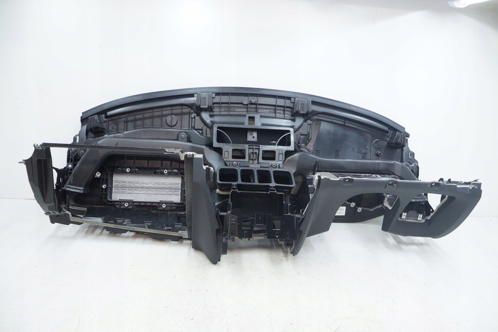 фото №10, Панель приладів приладова консоль панель приладів volvo v90 оригінальний номер 31366569