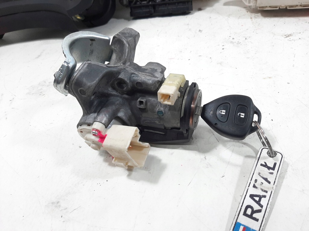 фото №9, Toyota auris e15 1.4 d4d 08r блок управления двигателя набор 0281013413 8966102e10