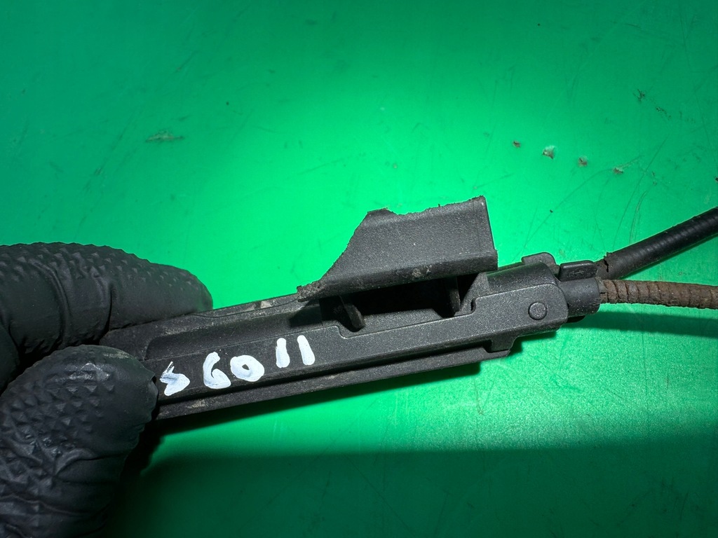 фото №9, Трос открывания капот тросы замки volvo s60 ii 10-