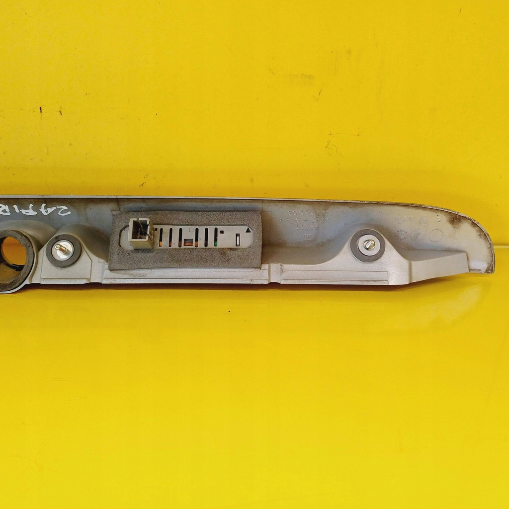 фото №12, Накладка крышки багажника opel zafira b 90579631 nr252