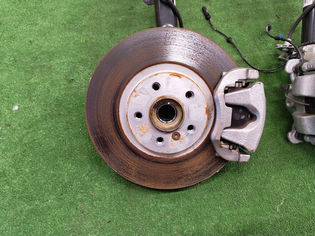 фото №7, Bmw x2 f39 подвеска перед правое левая рычаг поворотный кулак амортизатор 6876853 6876854