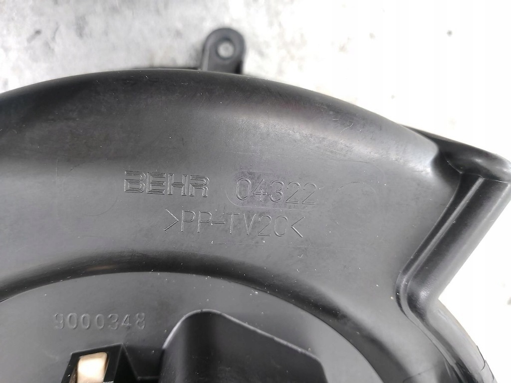 фото №8, Вентилятор обдув, воздуходувка opel astra g bertone 9000348 behr 04322 2.2