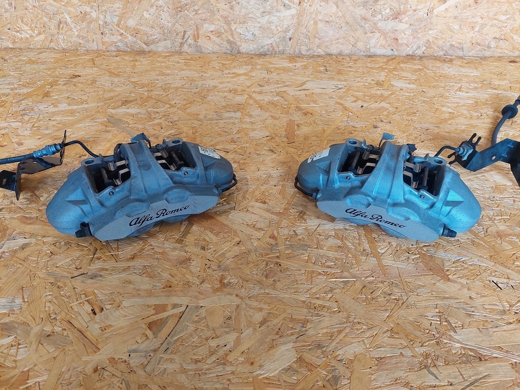 фото №1, Alfa romeo giulia stelvio супорти гальмівні перед