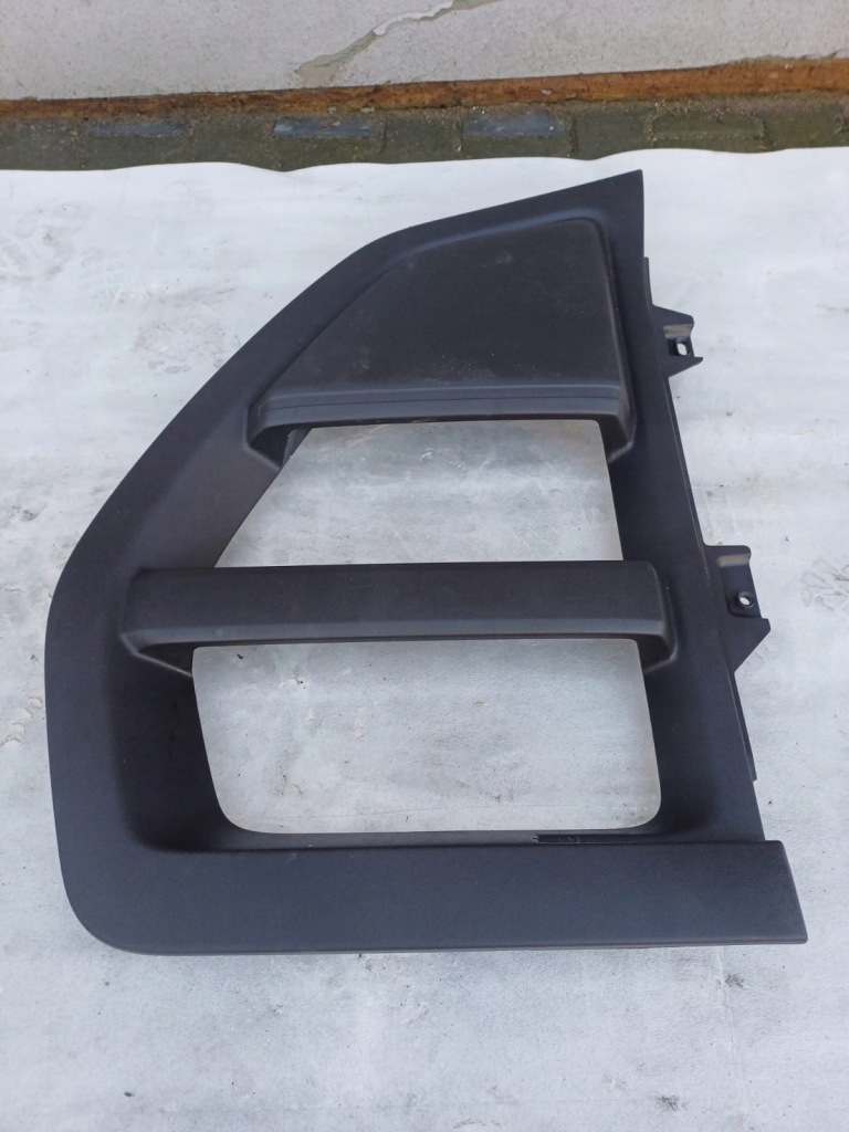 фото №3, Пластик захист накладка оббивка права scania r s ntg