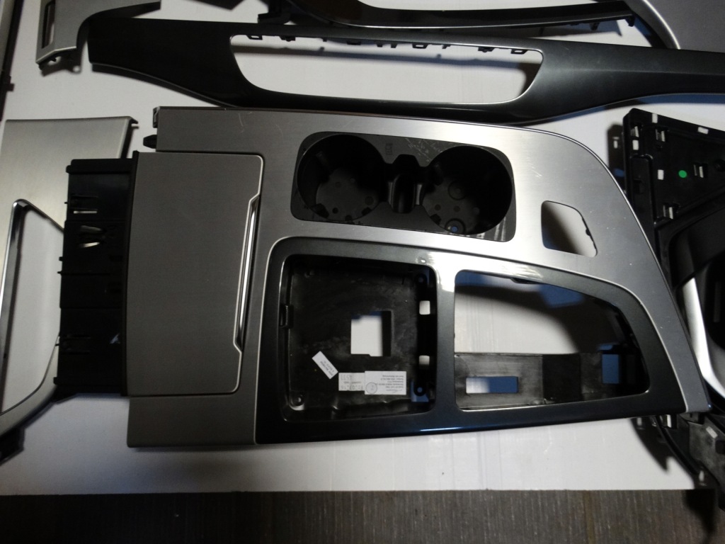 фото №3, Idealne накладки декоры декоры led audi q7 4m 1