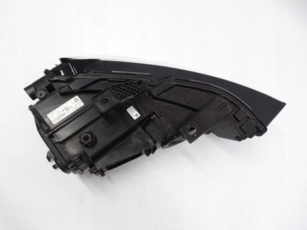 фото №12, Audi q3 8u lift 14-18 лампа левая ксенон некорректируемый + led 8u0941005c оригинал