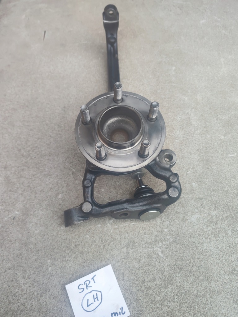 фото №7, Dodge challenger charger srt передня ліва поворотний кулак 2015+