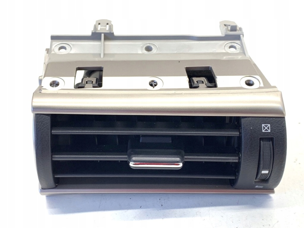 Купить Решётка обдув правый перед lexus is sedan/limuzyna вентиляции