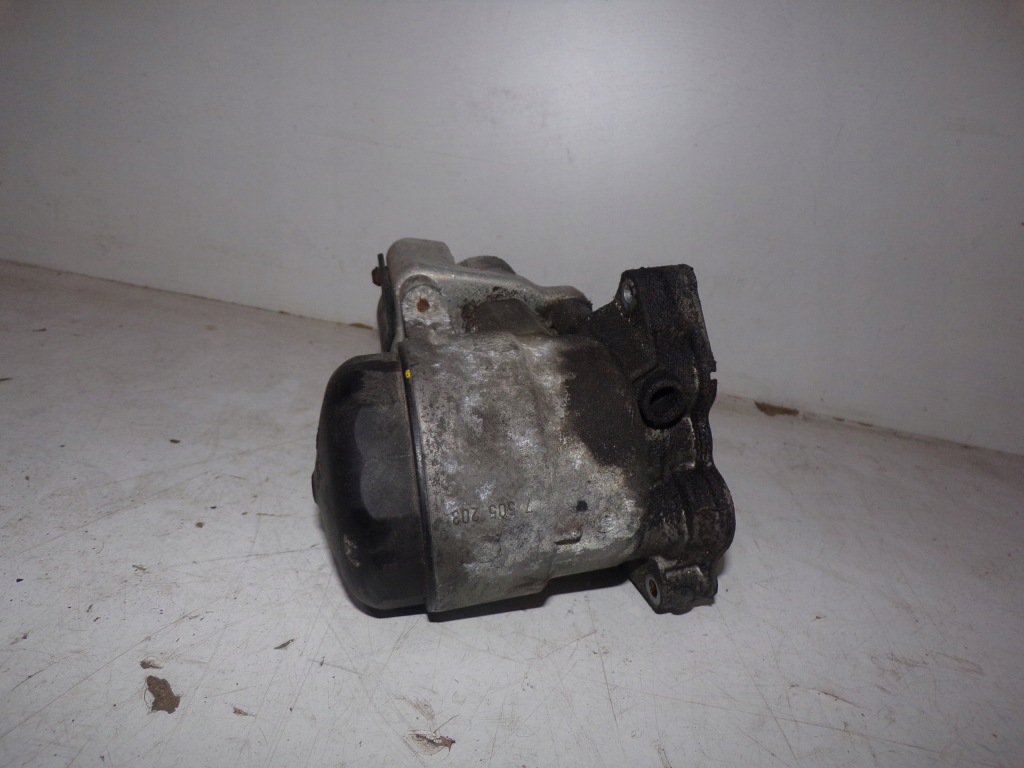 Корпус фільтра оливи bmw e46 7505203 в Україні