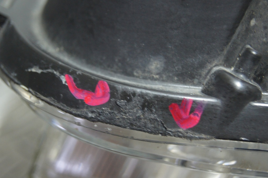 фото №14, Лампа передняя правая dacia duster 260100067r