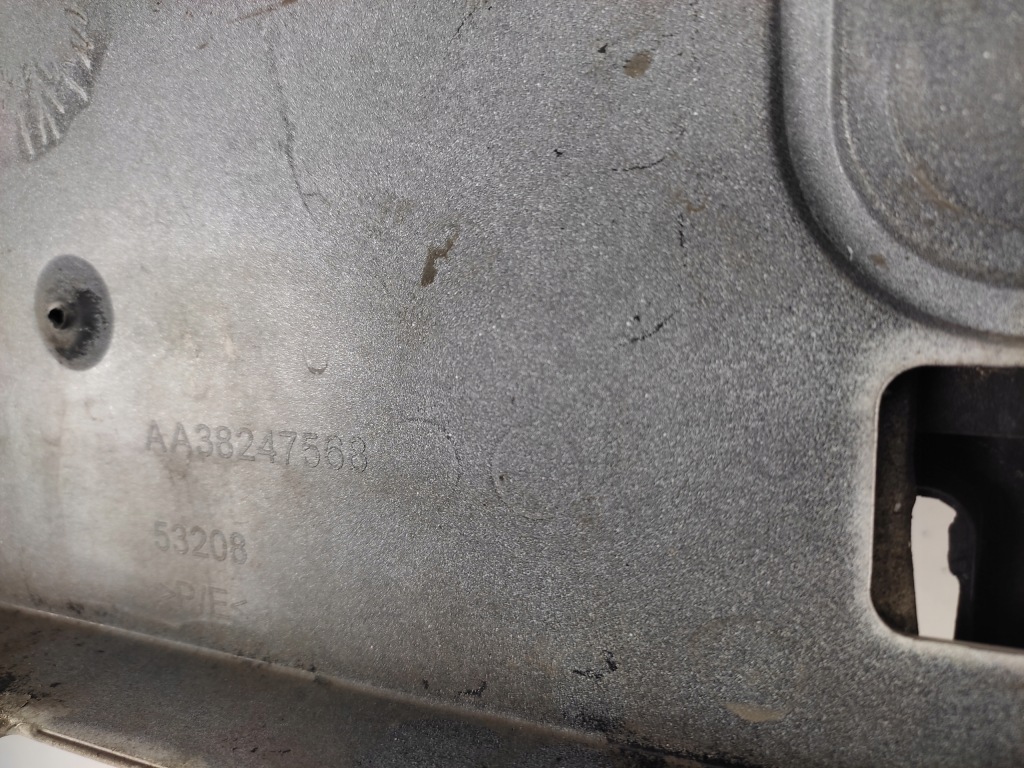 Peugeot 308 2 t9 рестайлинг  бампер передний перед 2017- 4pdc Цена