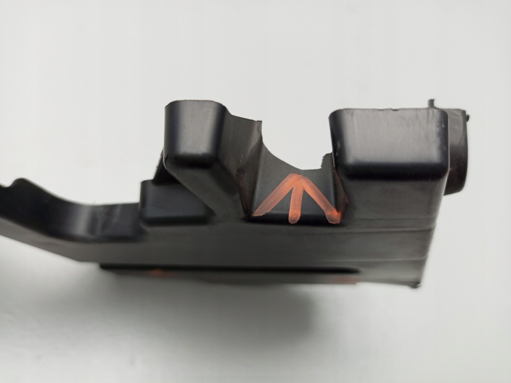 Toyota corolla xi 2013- воздуховод воздуха 53293-02240 = Доставка