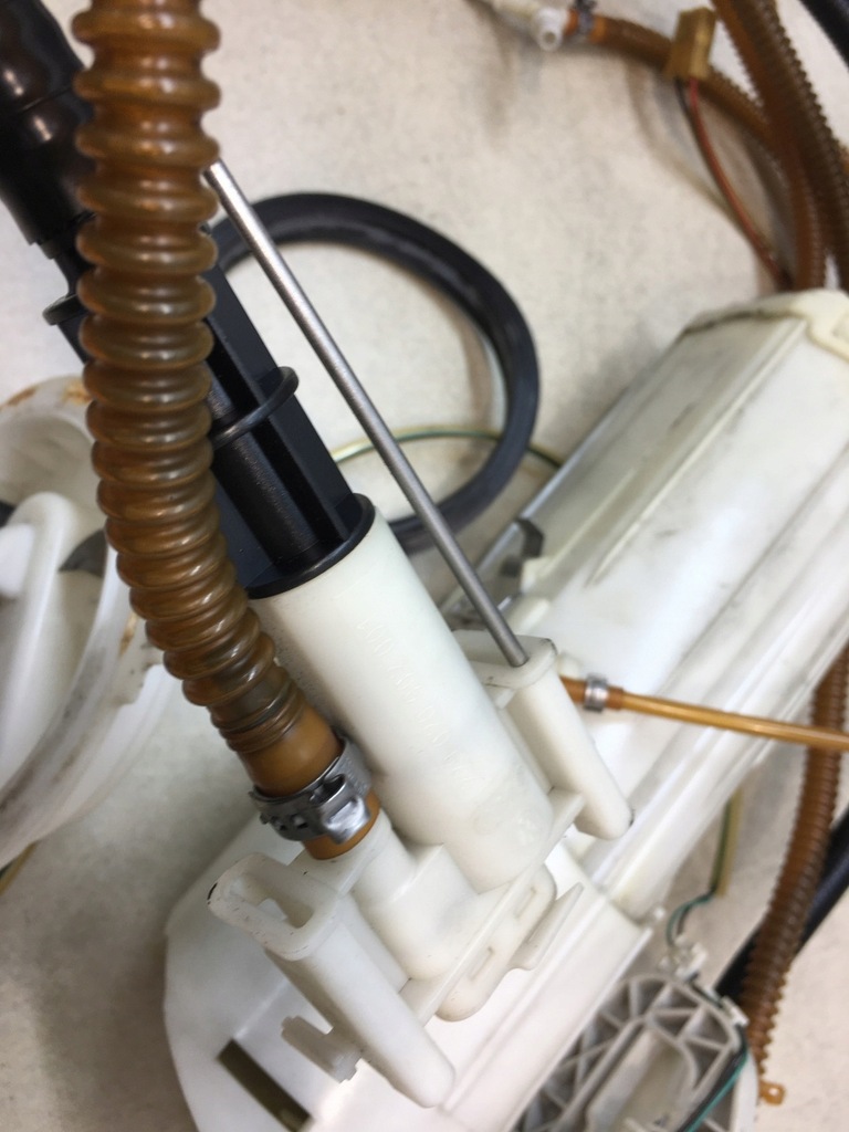 фото №10, Насос пального поплавок vw phaeton 3.2 v6 3d0919679a