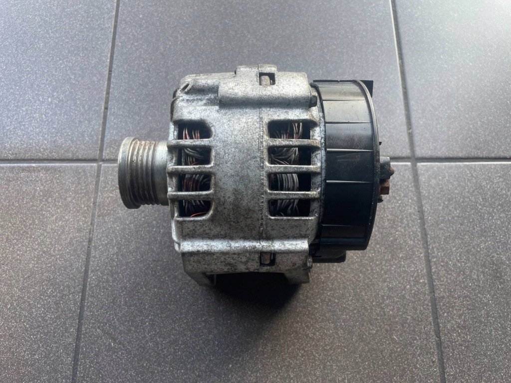 Купить Генератор 1.9 renault 8200538815