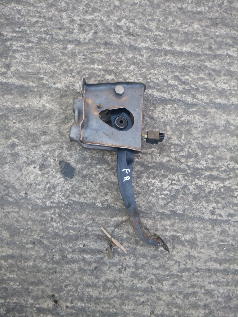 фото №1, Opel frontera b 2.2 dti педаль тормоза