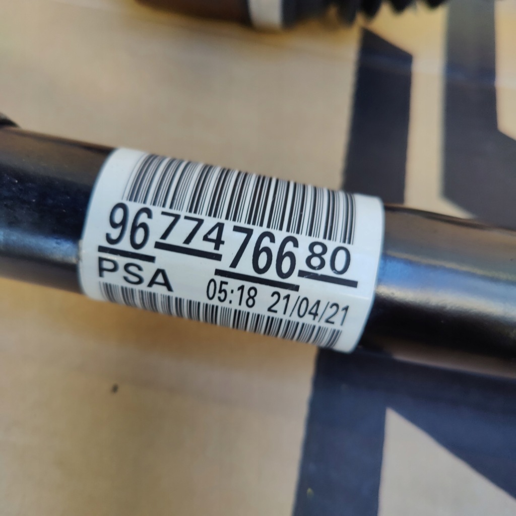 Citroen c3 3 рестайлинг  1.2vti приводной вал левая 2021r в Украине