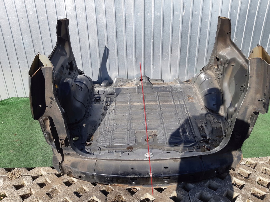 фото №1, Четверть крыло левый задняя dodge nitro