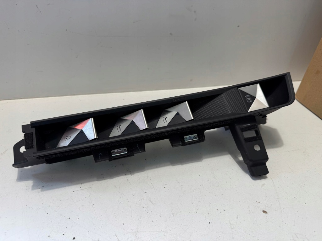 Купить Панель кнопки управление citroen ds7 9821893877