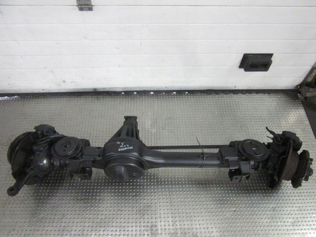 фото №1, Land rover defender 2004 3d 2.5d мост дифференциал перед 3.73