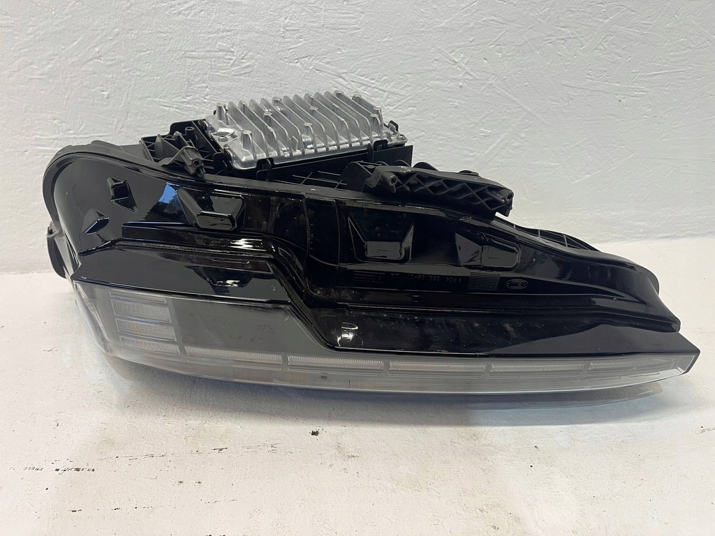 фото №13, Volvo ex30 лампа левая full led 23 -