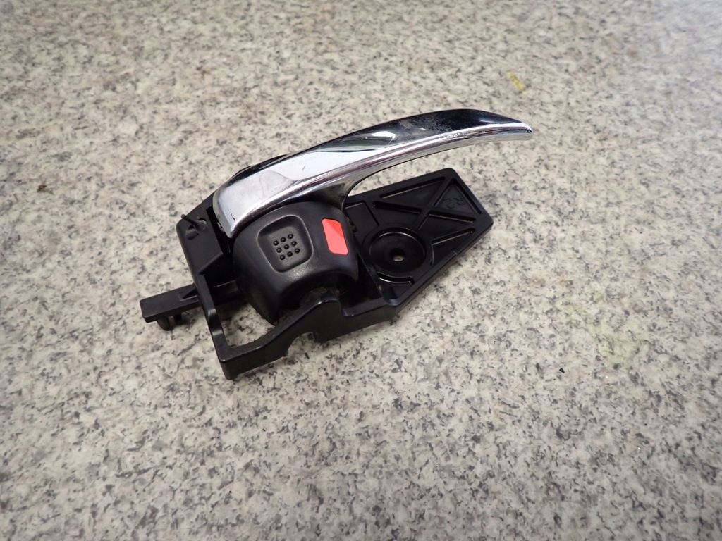 фото №4, Suzuki swift 10- mk7 ручка передняя правая