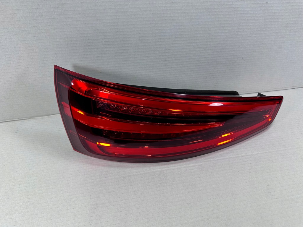 фото №6, Q3 8u lift лампа права ліва задня led комплект 8u0945094h 8u0945093h