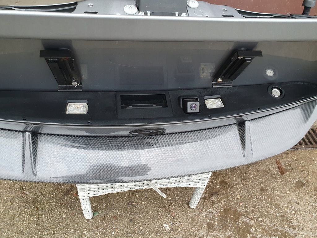 фото №10, Mercedes cls w218 cls63 63 крышка багажника багажник спойлер карбон камера заднего вида 792
