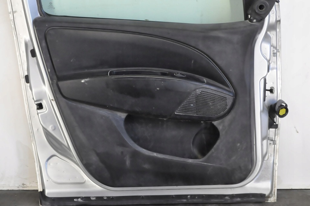 фото №11, Fiat doblo 2 ii opel combo d дверь левый перед левая передние van