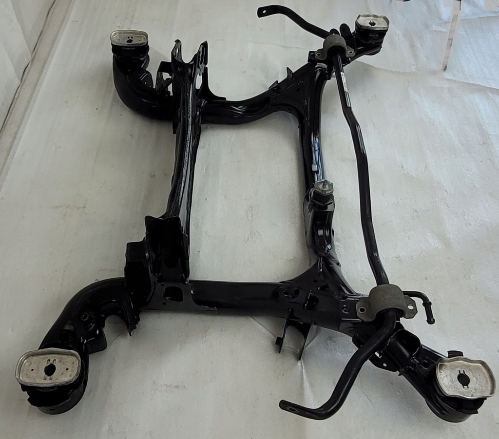 фото №12, Подрамник подрамник подрамник задняя тяга audi q8 2018- 4m0511305be 4m0500025