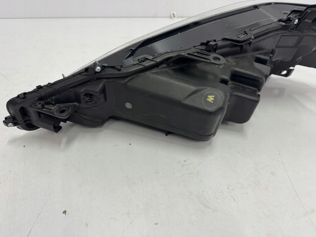 Фара передняя перед правый  правый lexus es vii 7 full led с Разборки