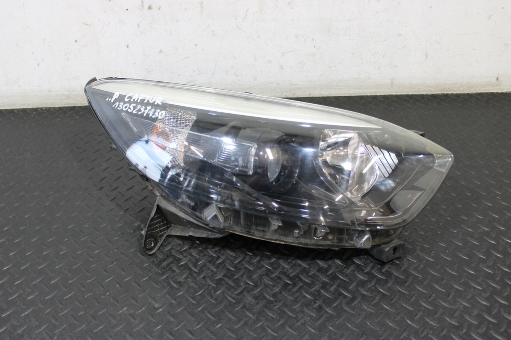 фото №1, Лампа правый перед renault captur i 1 1305237130