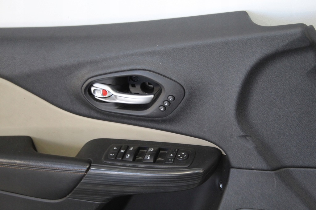 фото №10, Сидіння салон шкіра jeep cherokee kl