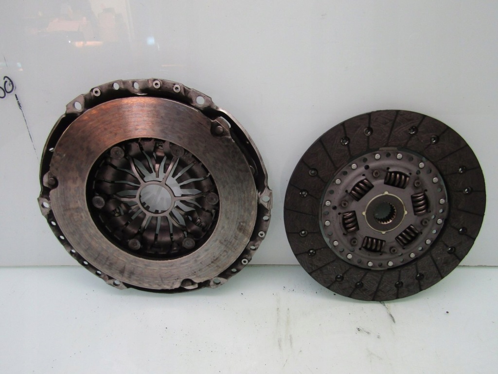 фото №2, Mazda 3 bp iv 2.0 21r сцепление диск прижим