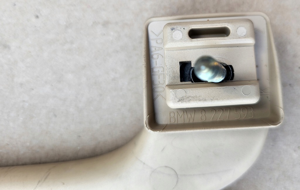 Ручка кронштейн стельовий правий лівий задній перед bmw 5 e39 оригінальний номер 8227593 8235578 Оригінал