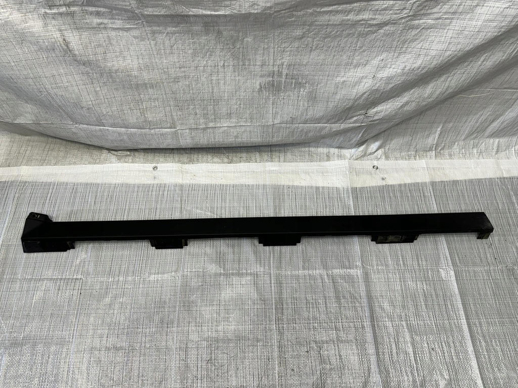 фото №1, Молдинг накладка порог правая jaguar f-pace