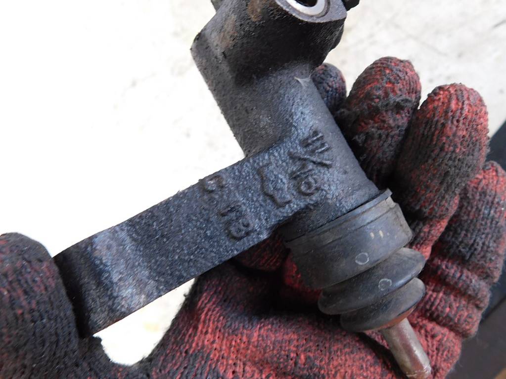 фото №6, Nissan primera p11 2.0td 1997r цилиндр сцепления