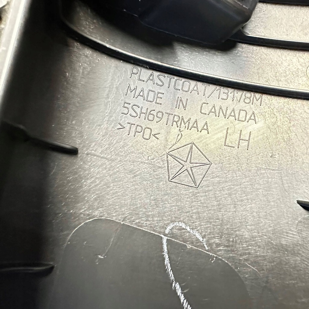 фото №7, Dodge charger 2016 левая сторона обшивка стоек