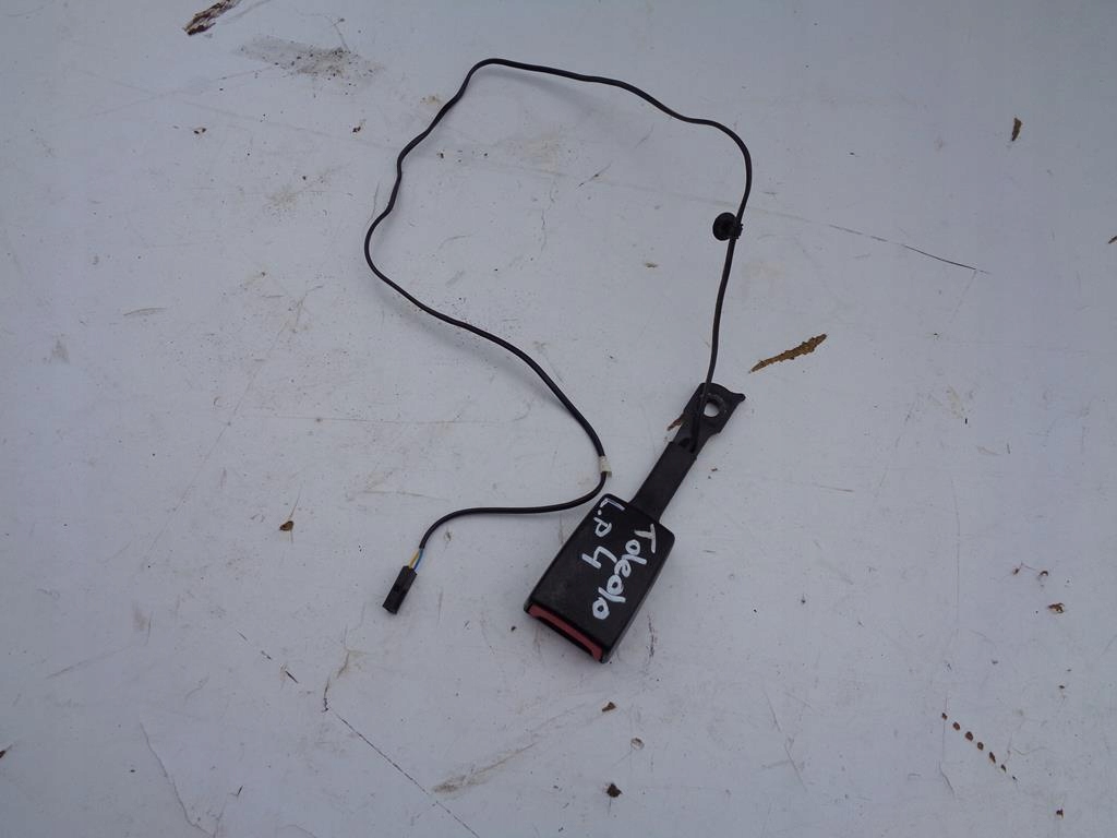 фото №1, Пряжка поперечина левый перед seat toledo 4