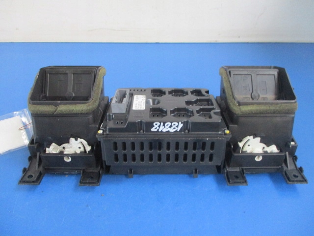 фото №7, Opel vectra c дисплей+ решётки обдув 93182818