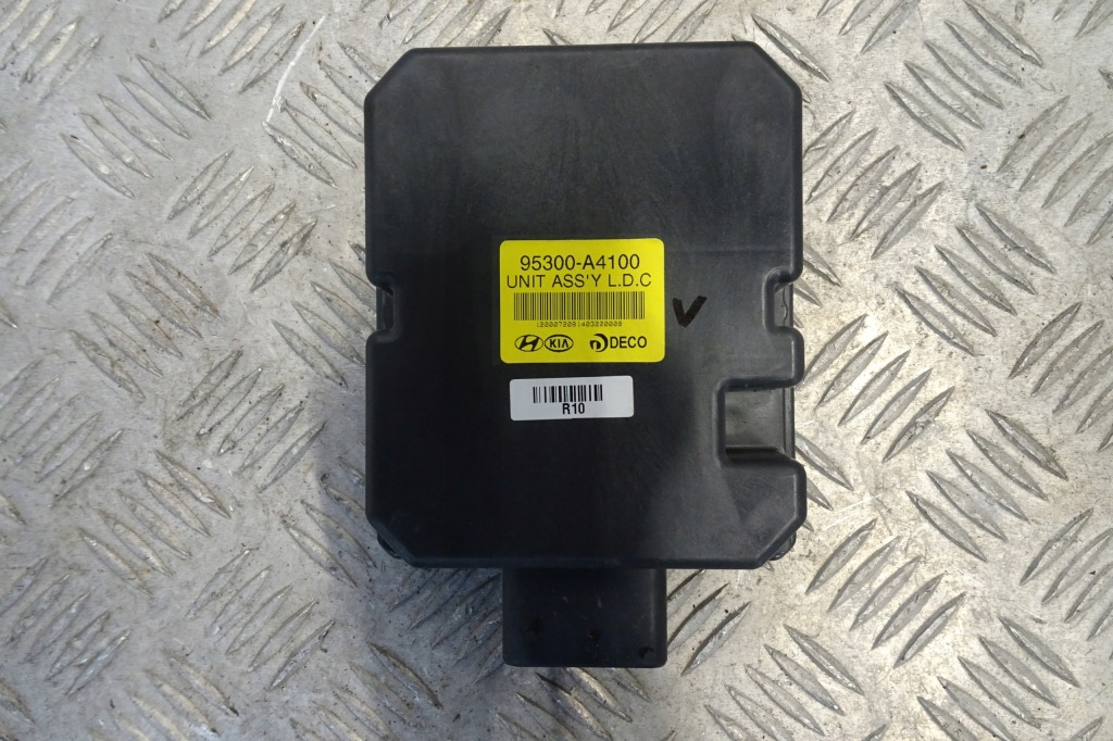 фото №1, Kia carens iv модуль блок керування 1.7 d 14-